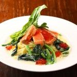 ・銀鮭とイクラ・ほうれん草のクリームパスタ